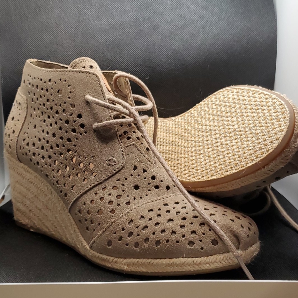 TOMS suede Moroccan cutout wedges